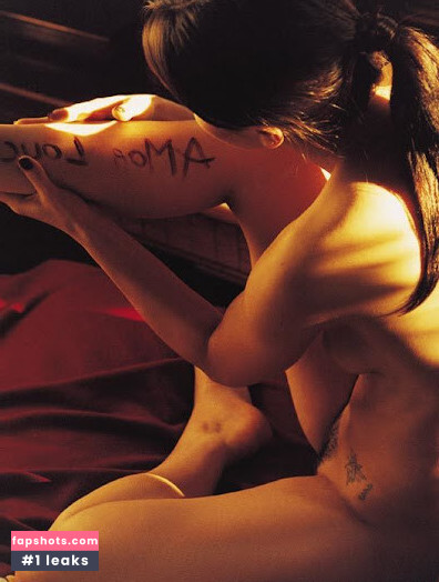 Mel Lisboa gallery photo #20