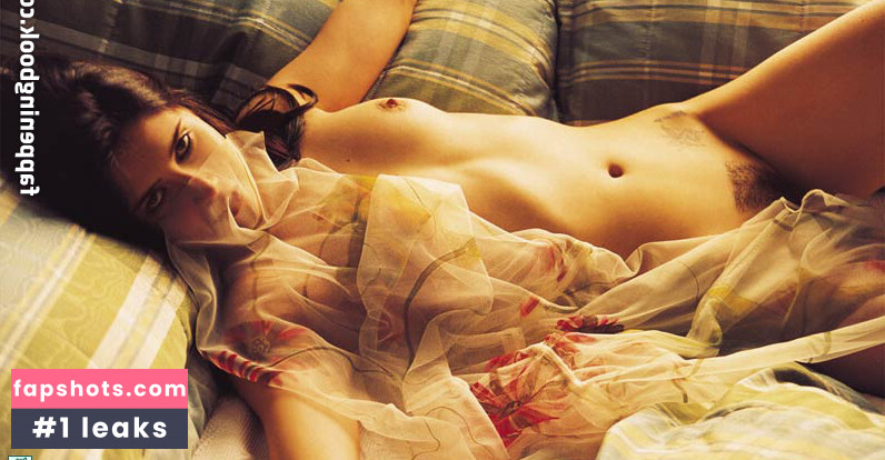 Mel Lisboa gallery photo #28