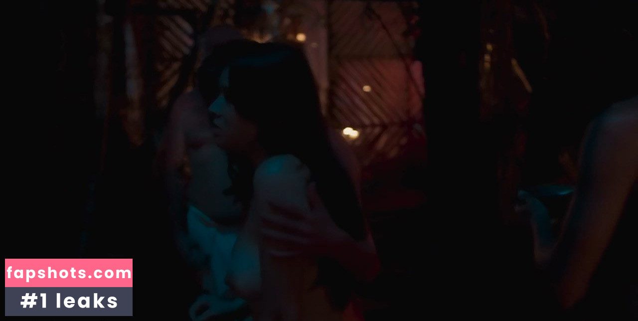 Mel Lisboa gallery photo #34