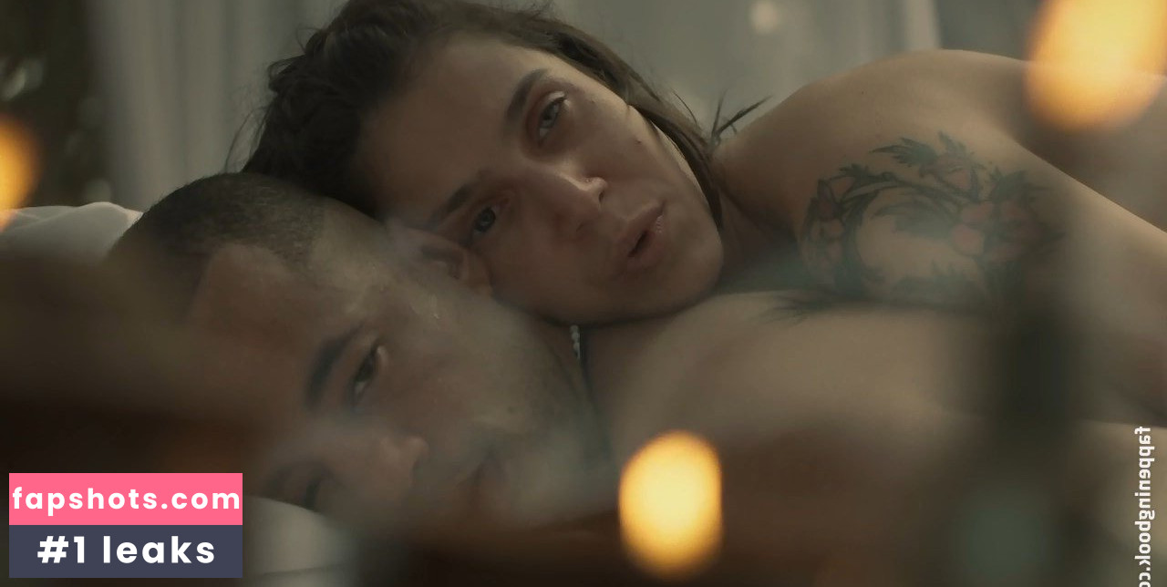 Mel Lisboa nude babe gallery