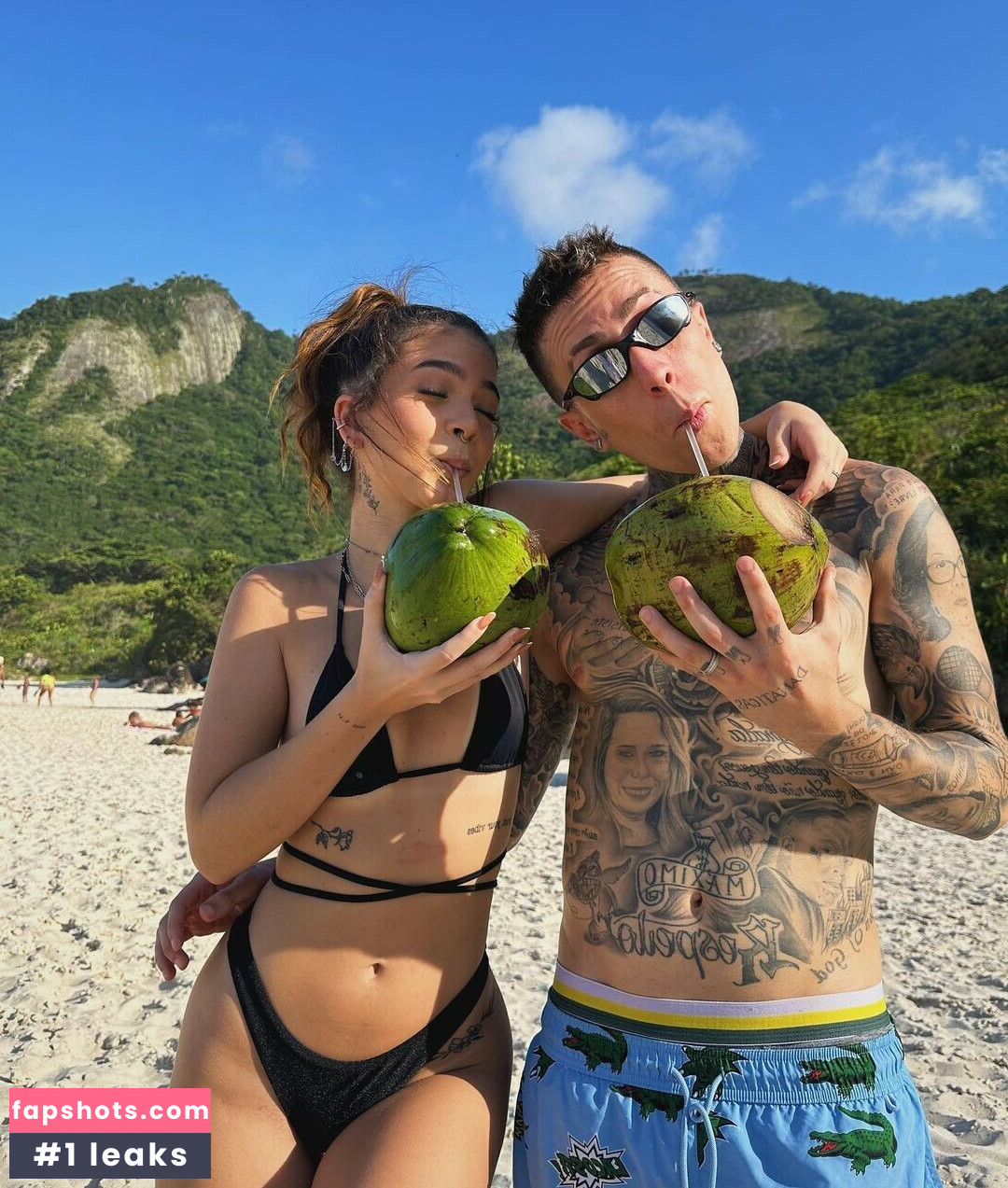 Mel Maia gallery photo #182