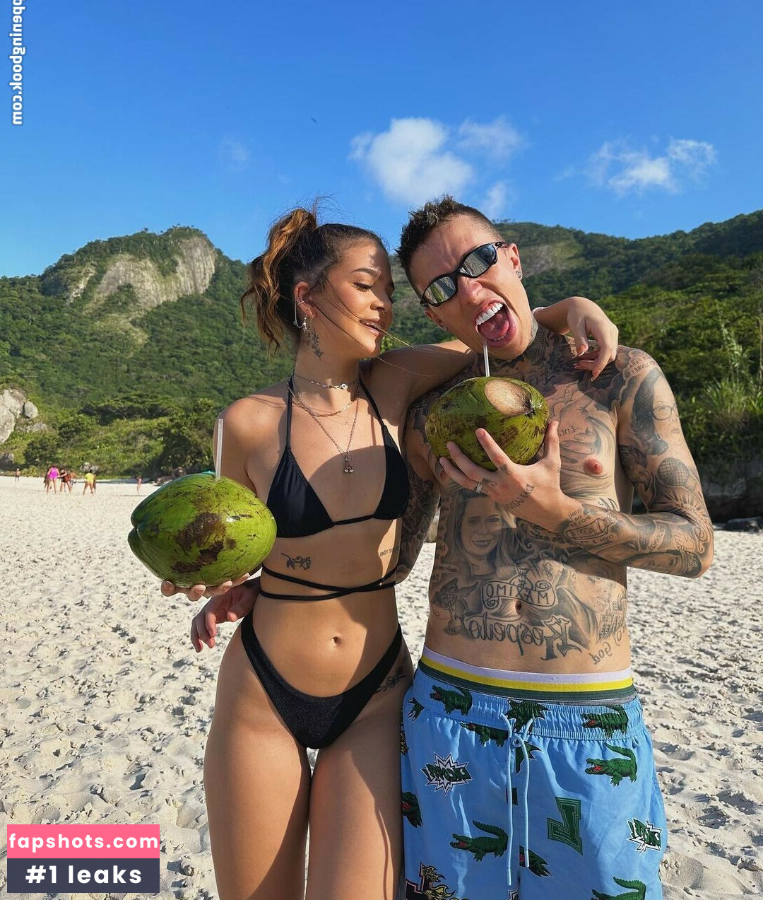 Mel Maia gallery photo #183