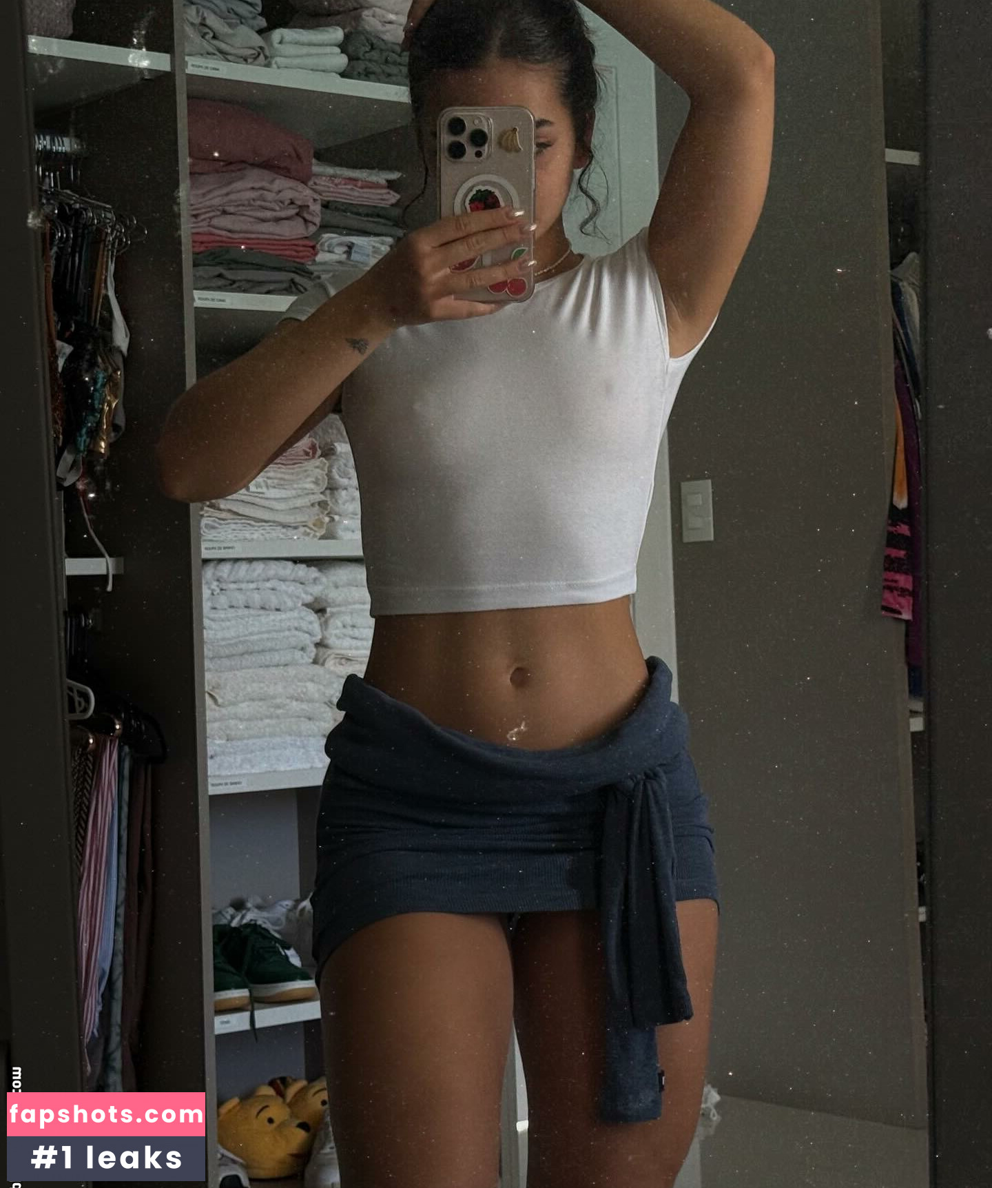 Mel Maia gallery photo #45