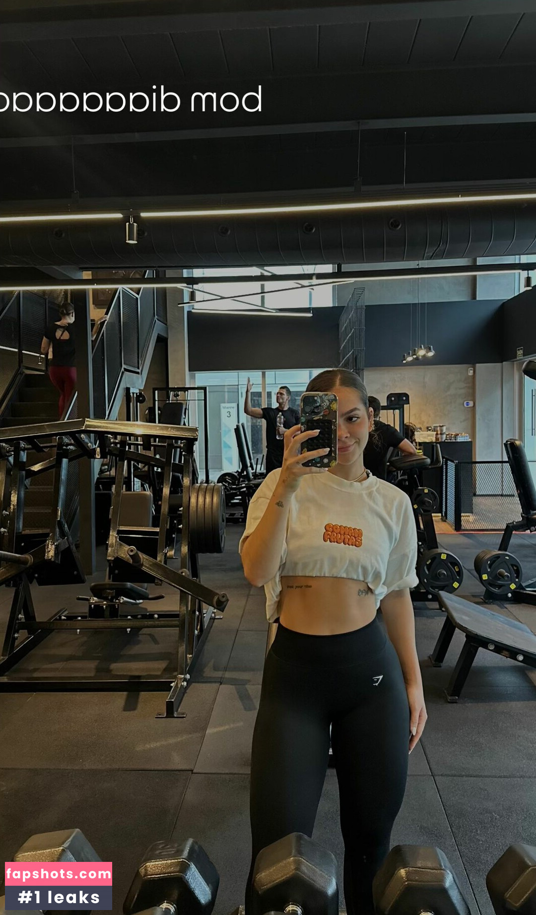 Mel Maia gallery photo #75