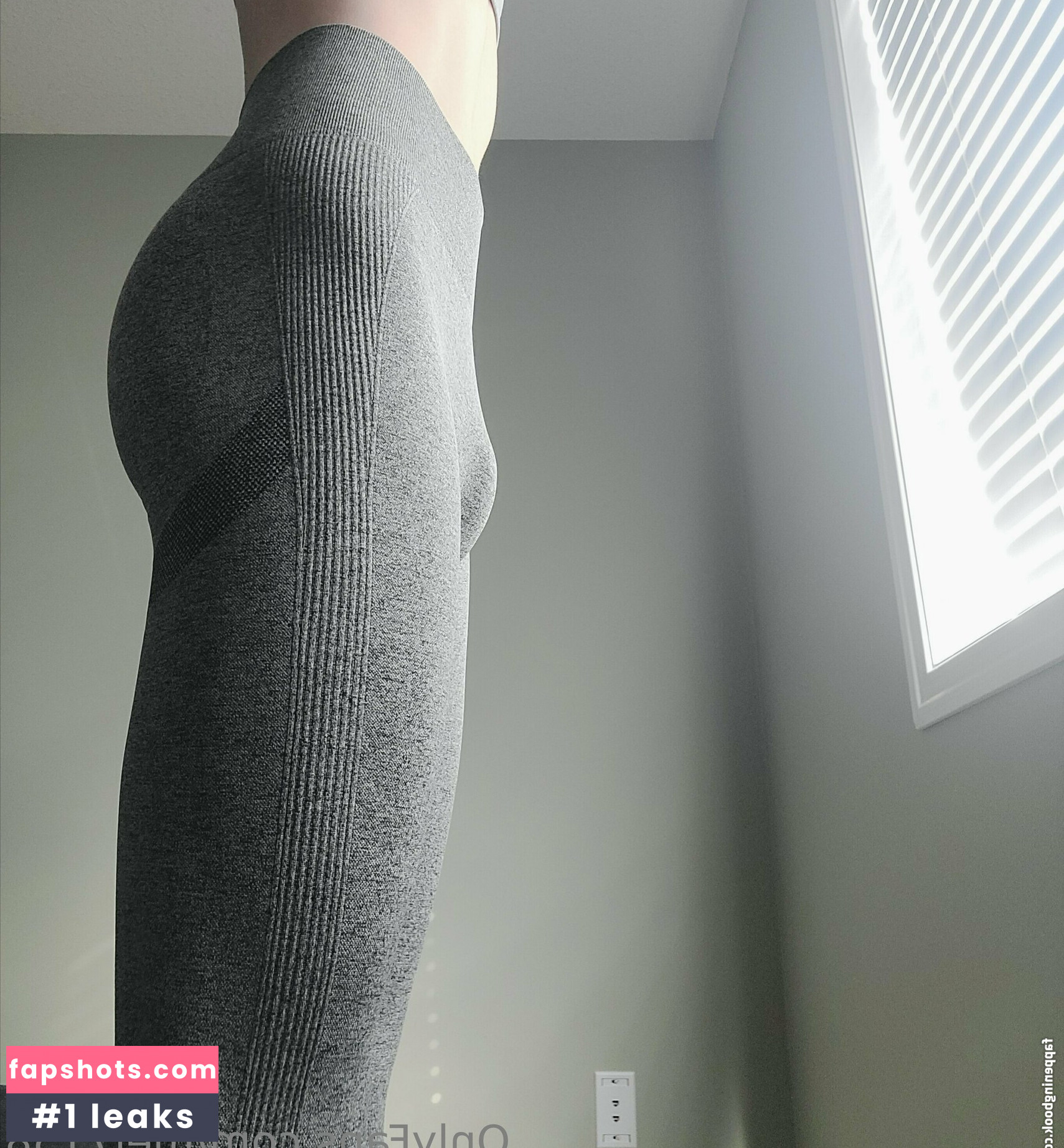 Mel7158 gallery photo #63