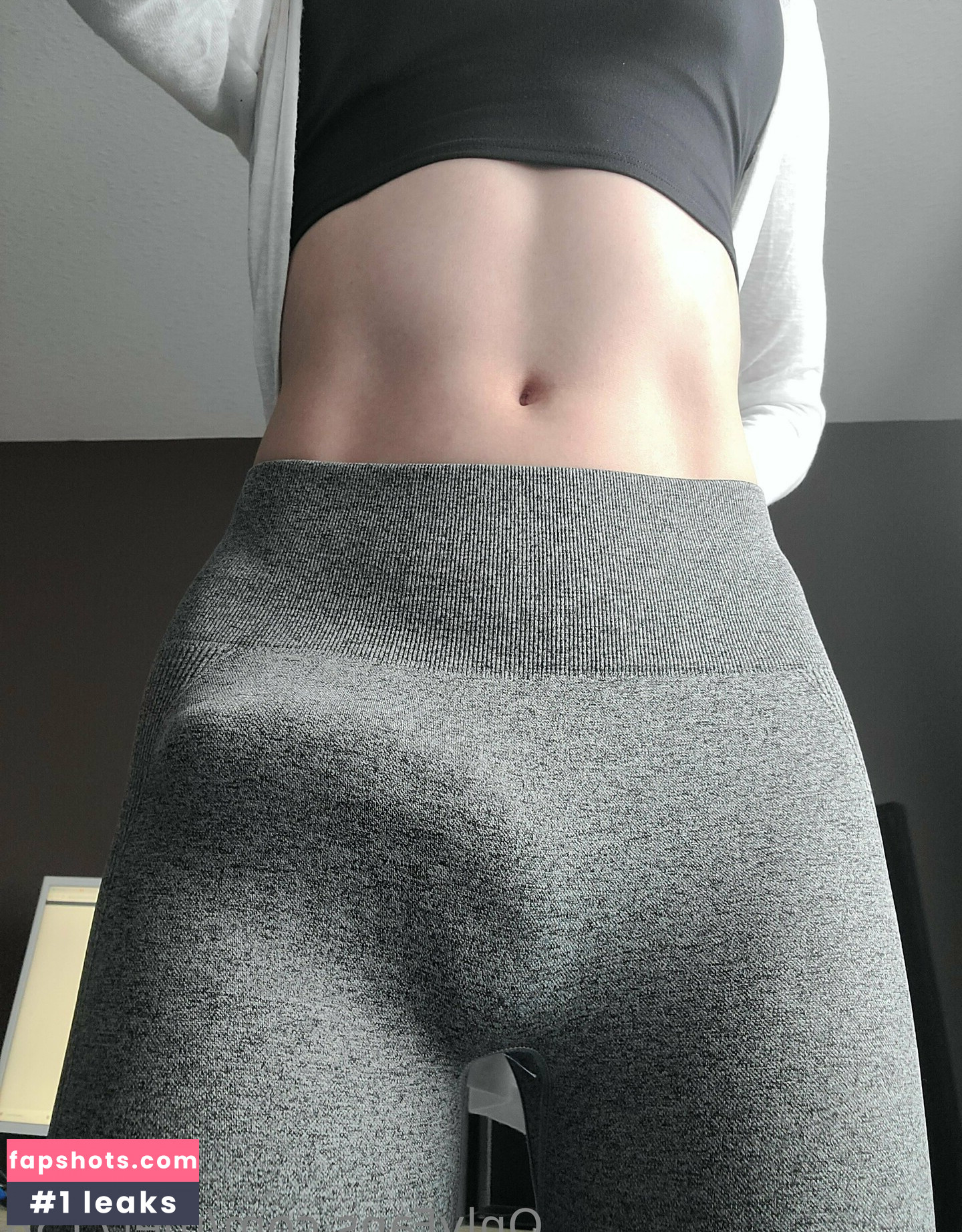 Mel7158 gallery photo #73