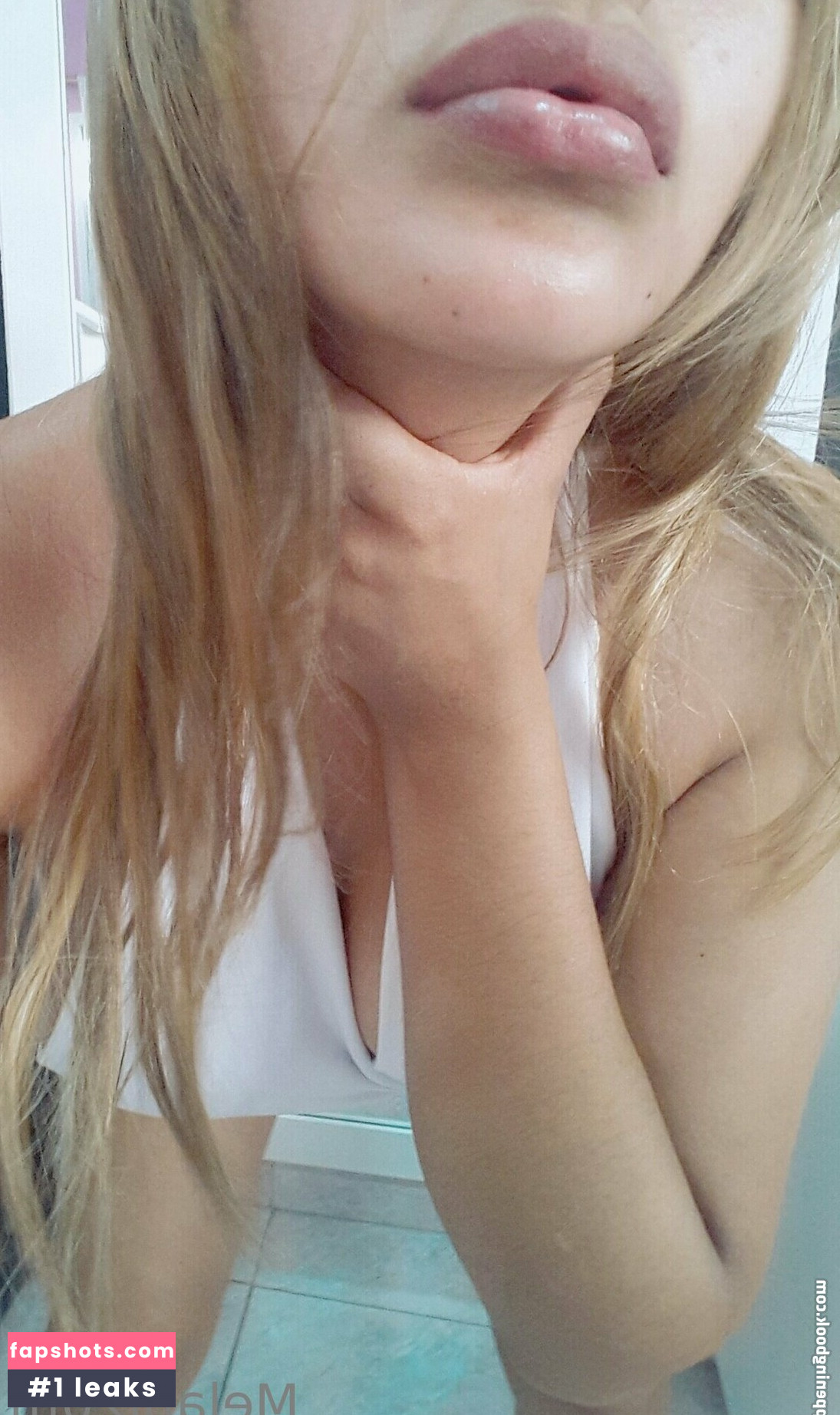 melani20m gallery photo #17