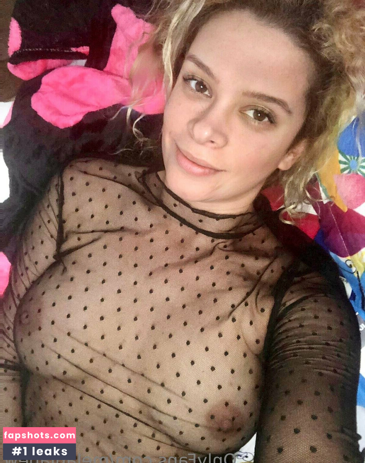 melanianew gallery photo #11