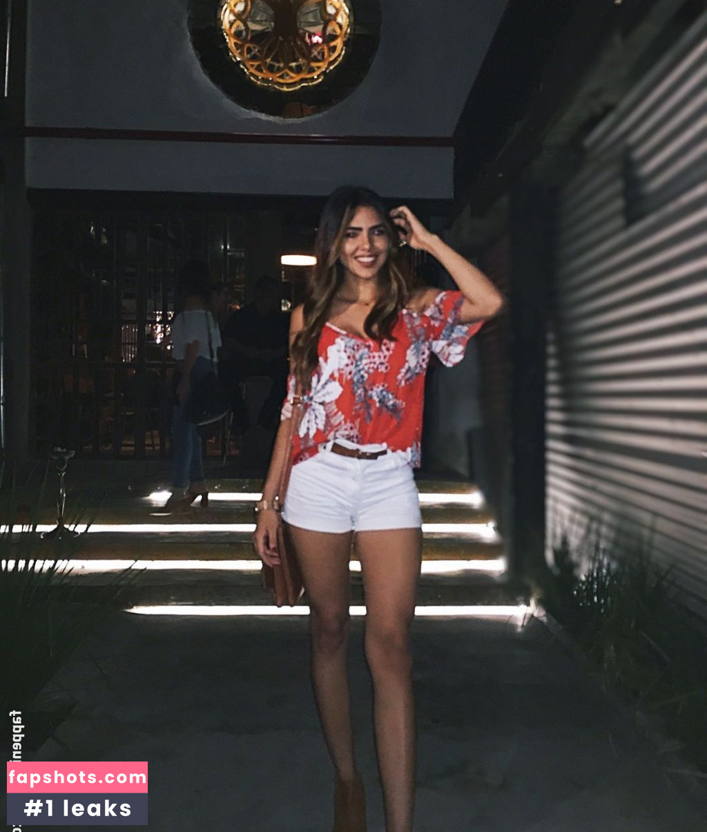 Melanie Bello Vallejos gallery photo #11