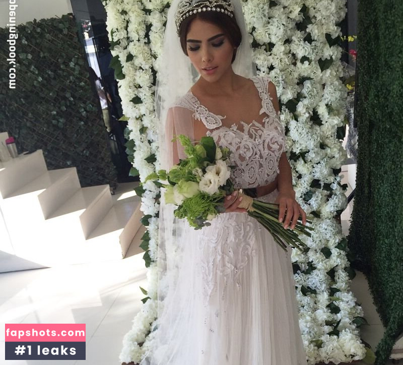 Melanie Bello Vallejos nude babe gallery