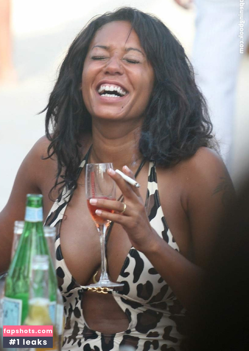 Melanie Brown Nahé úniky fotek pouze od fanoušků #145 - Fapshots