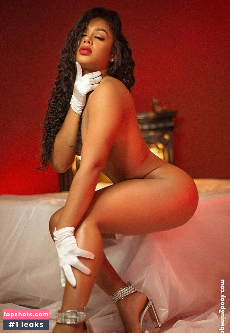 melanie_dark gallery photo #18