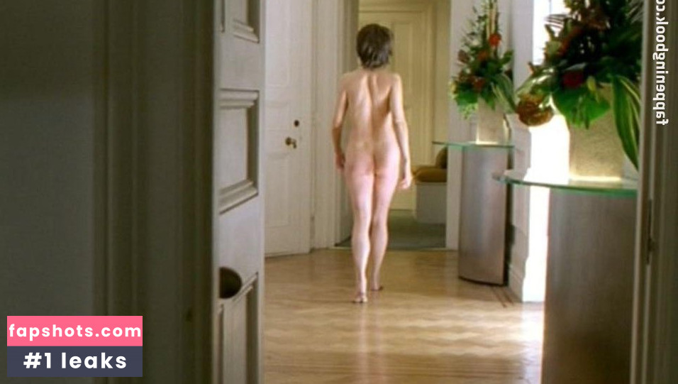 Melanie Gutteridge Nude Leaks OnlyFans Photos #5 - LeakJerk