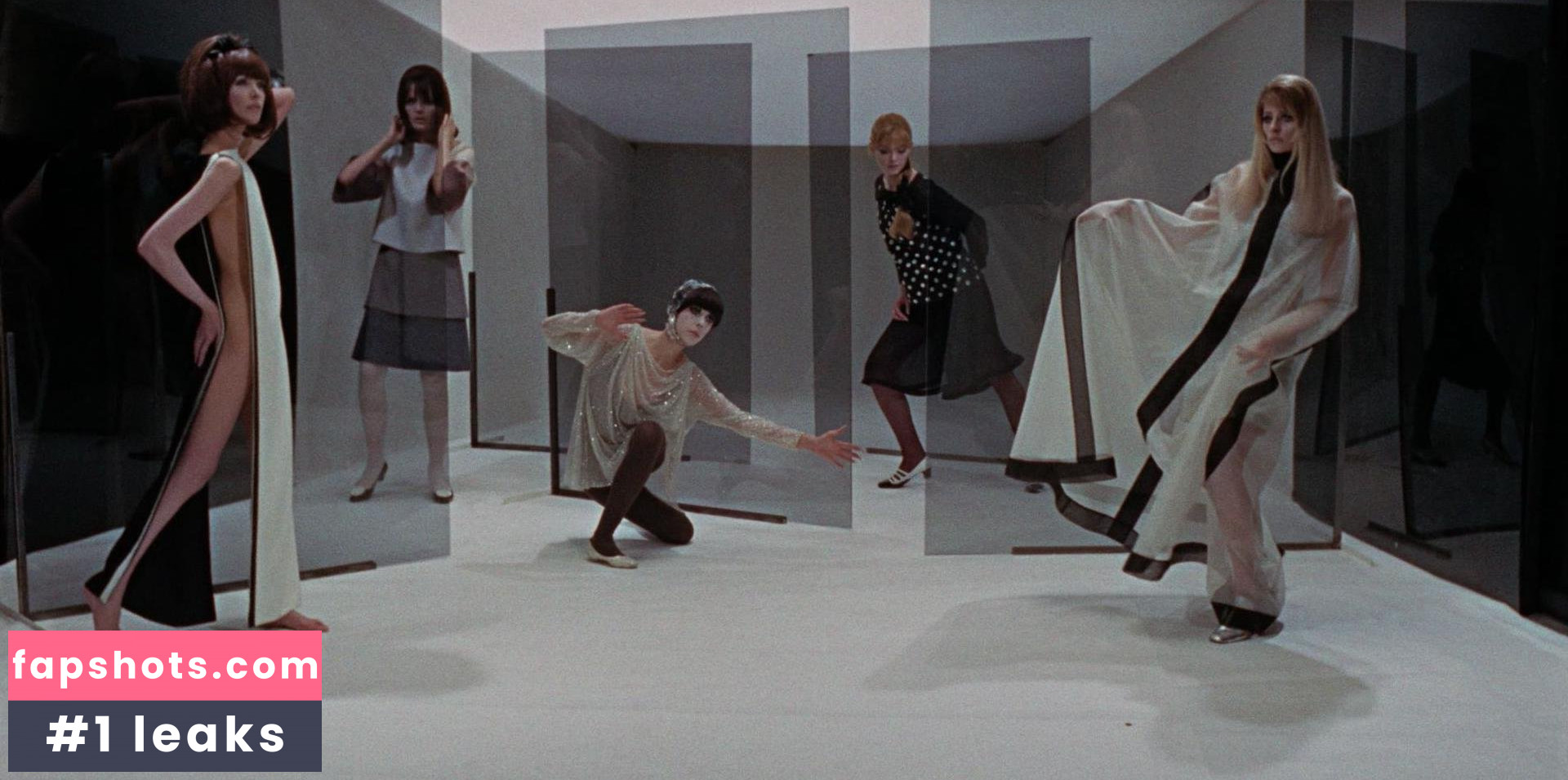 Melanie Hampshire nude babe gallery