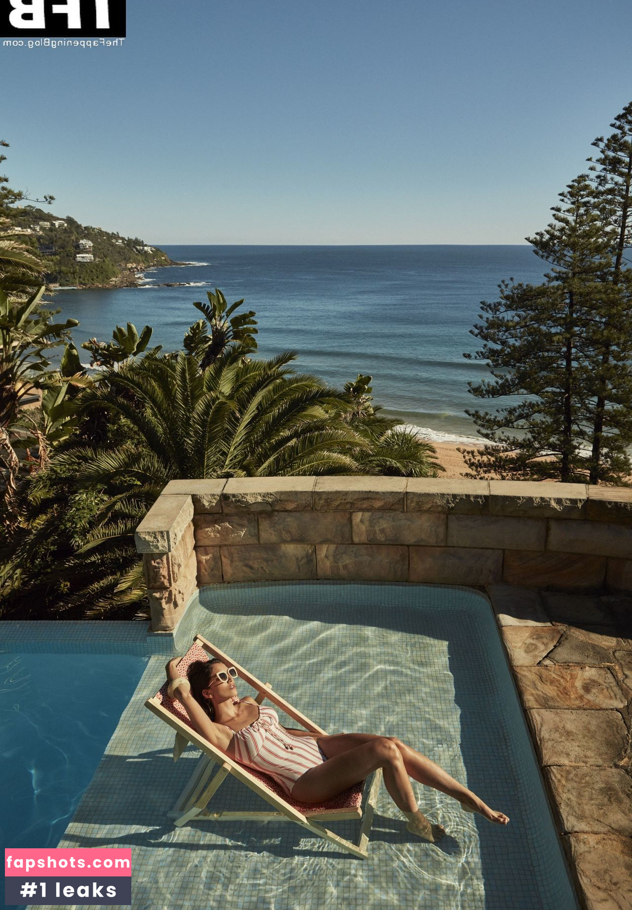 Melanie Jarnson gallery photo #2