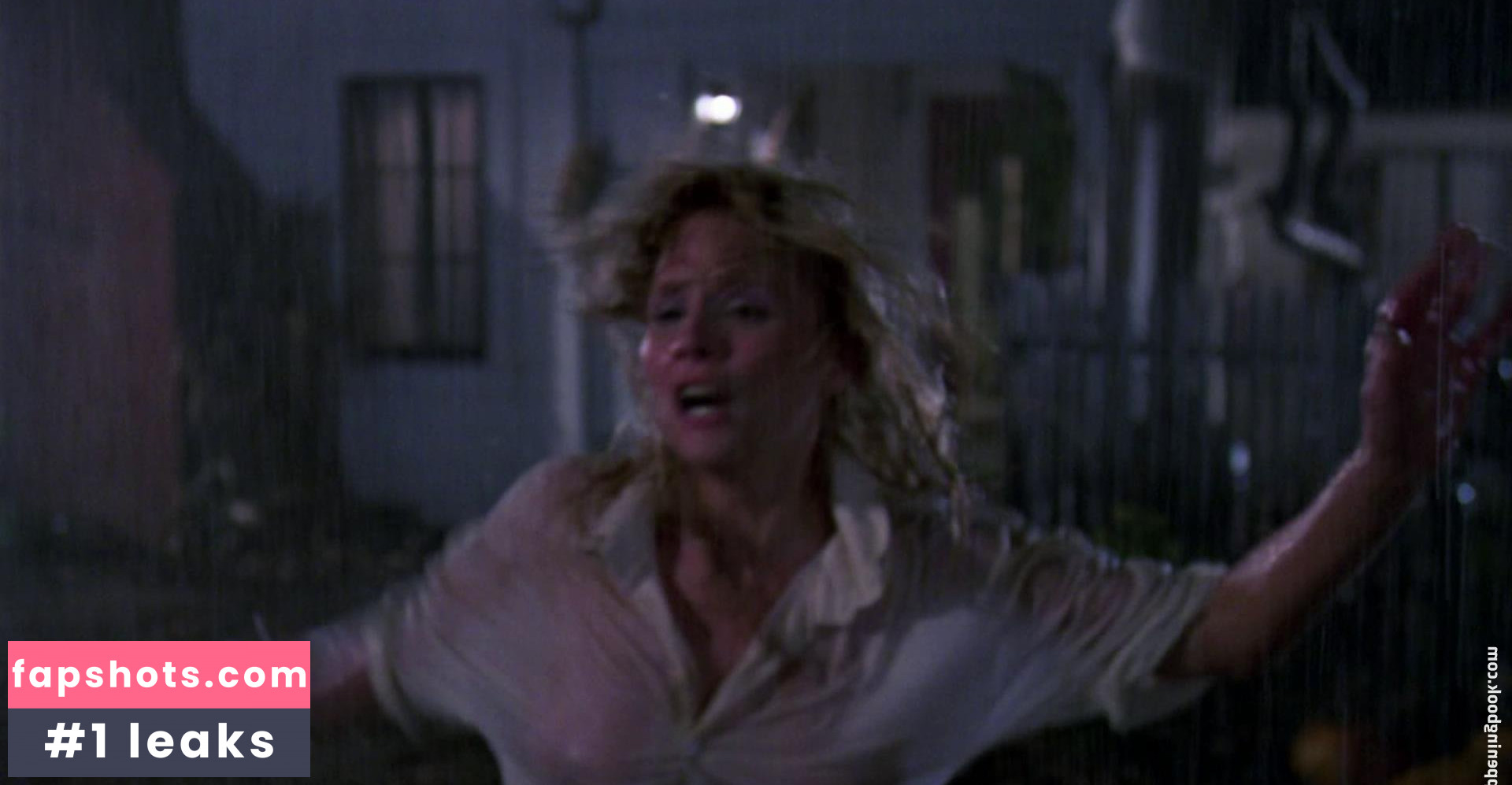 Melanie Kinnaman gallery photo #10