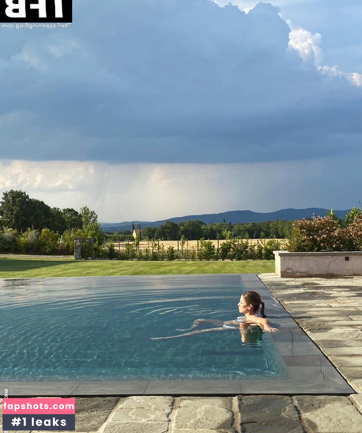 Melanie Leupolz gallery photo #6