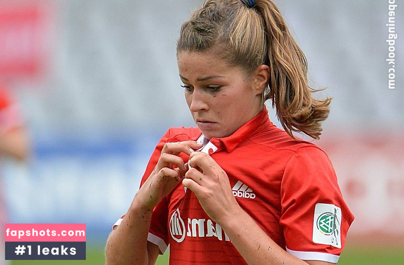 Melanie Leupolz gallery photo #9