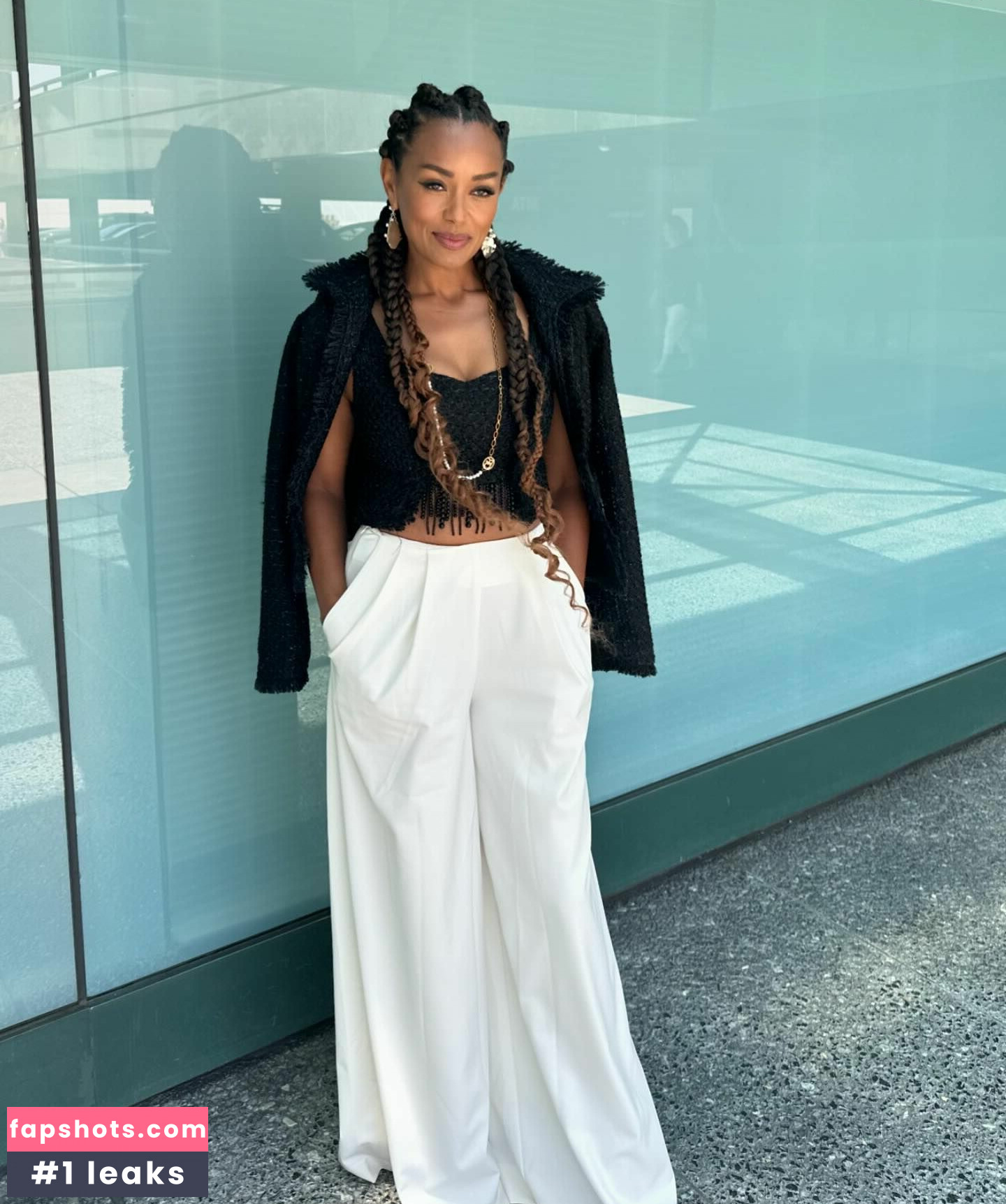 Melanie Liburd gallery photo #5