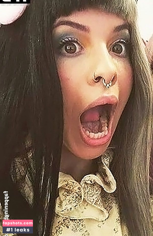 Melanie Martinez gallery photo #18