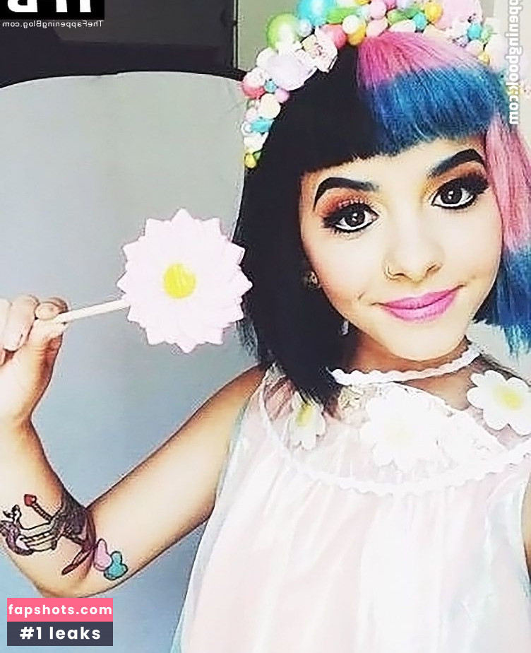 Melanie Martinez gallery photo #28