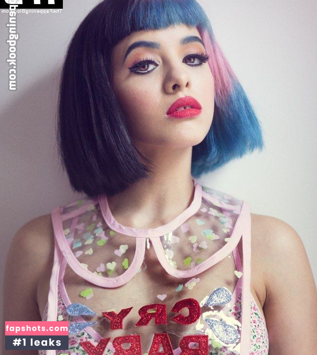Melanie Martinez gallery photo #5