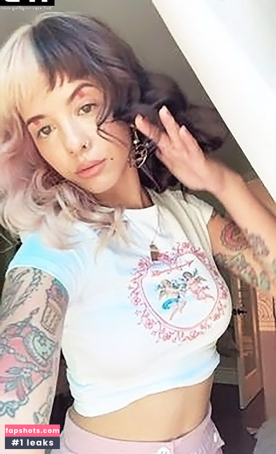 Melanie Martinez gallery photo #8