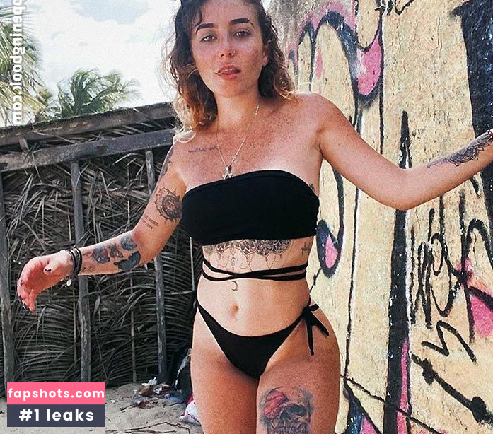 Melanie Mauriello gallery photo #11