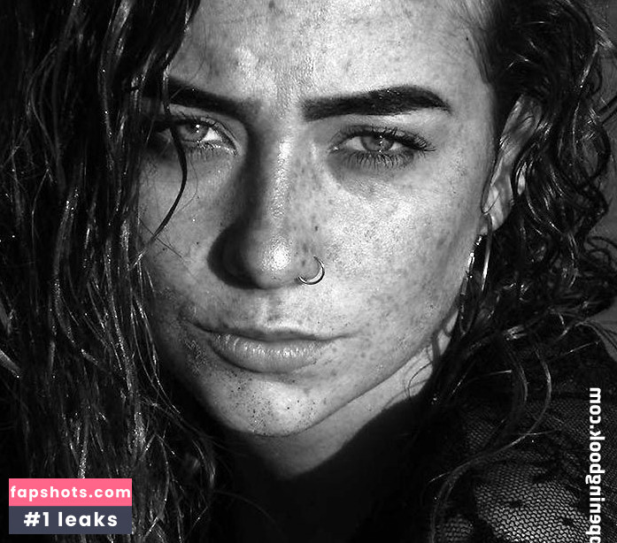 Melanie Mauriello gallery photo #30