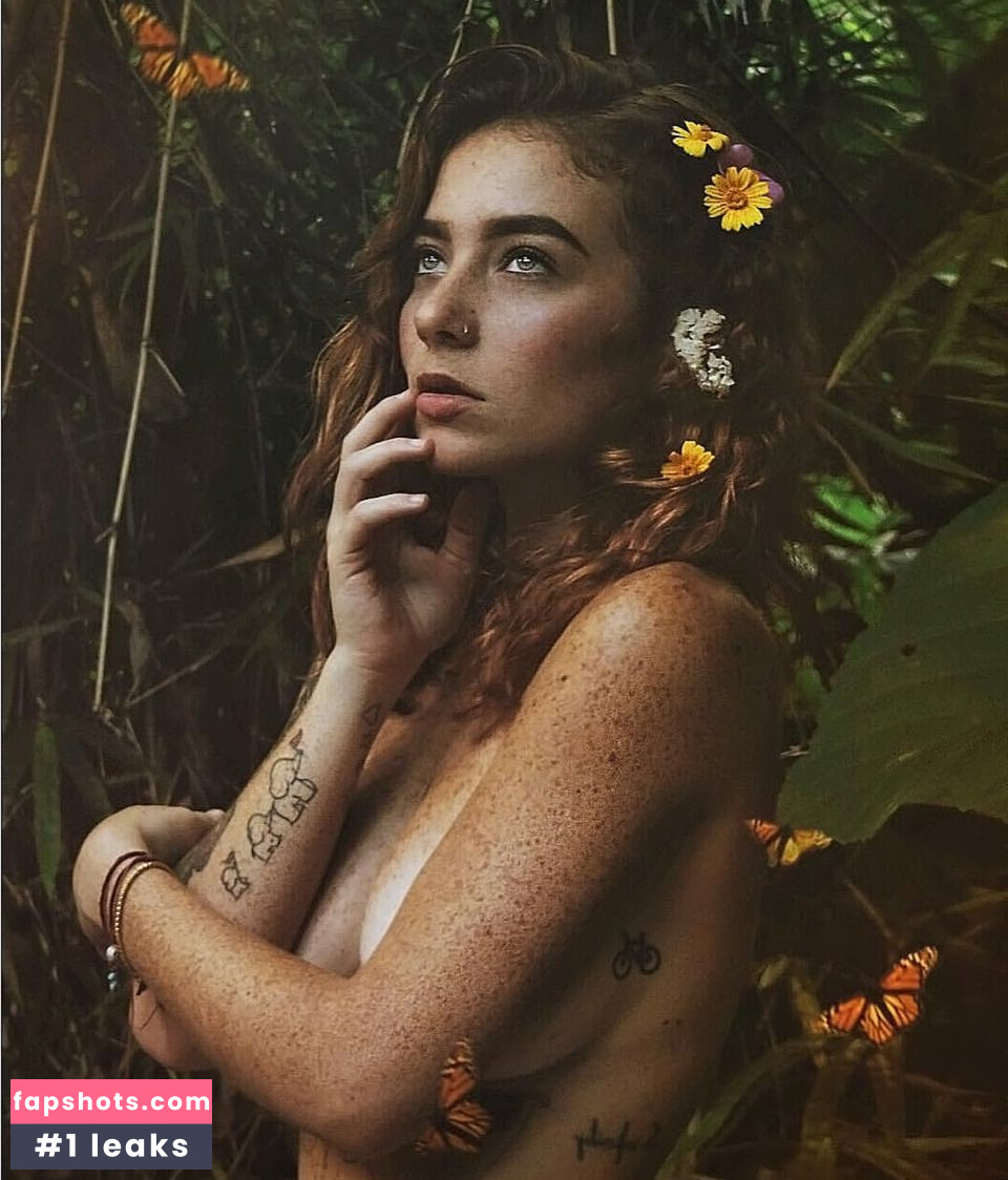 Melanie Mauriello gallery photo #65