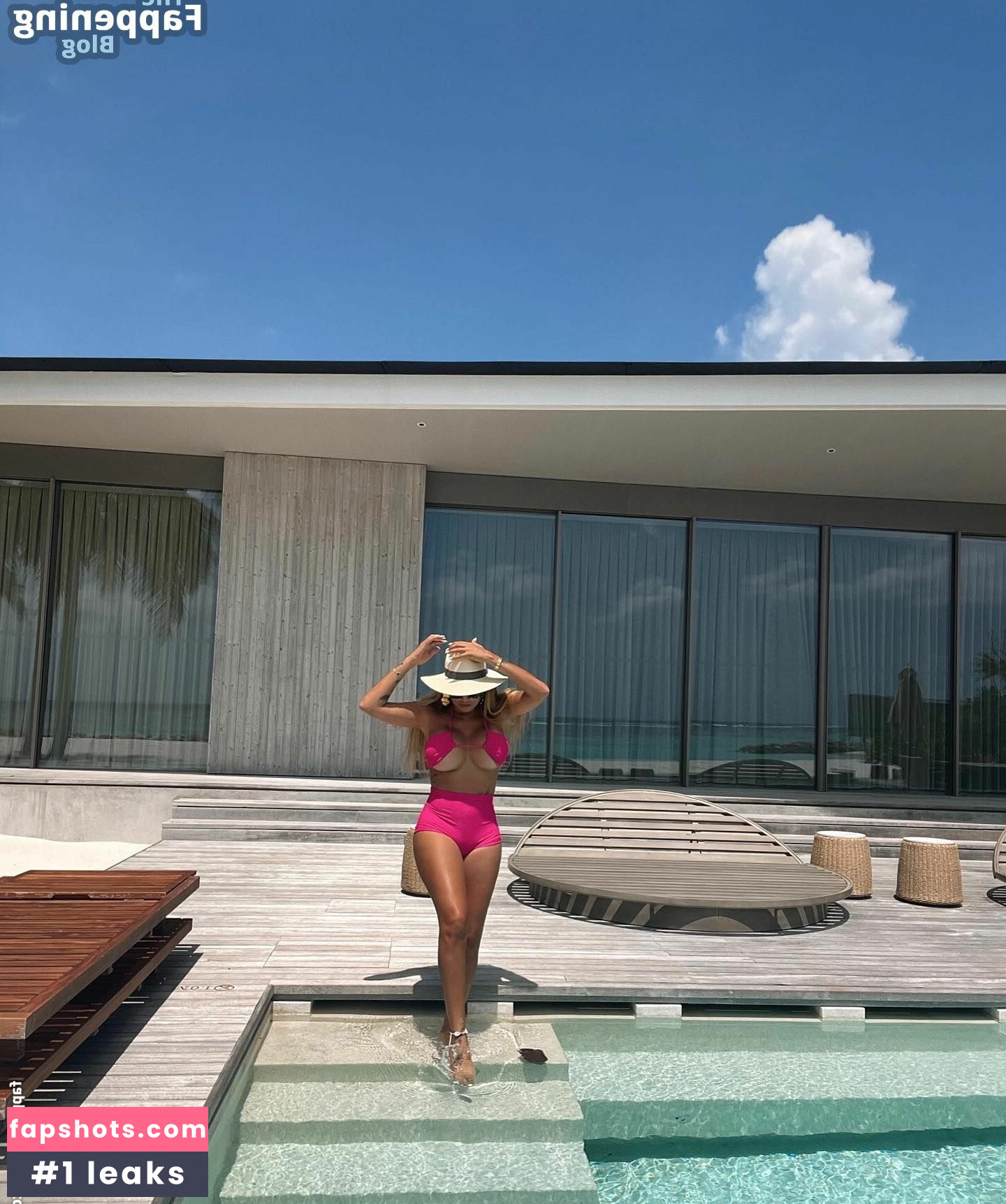 Melanie Ortiz gallery photo #41