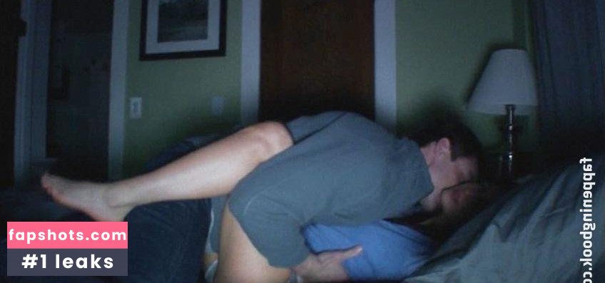 Melanie Papalia gallery photo #9