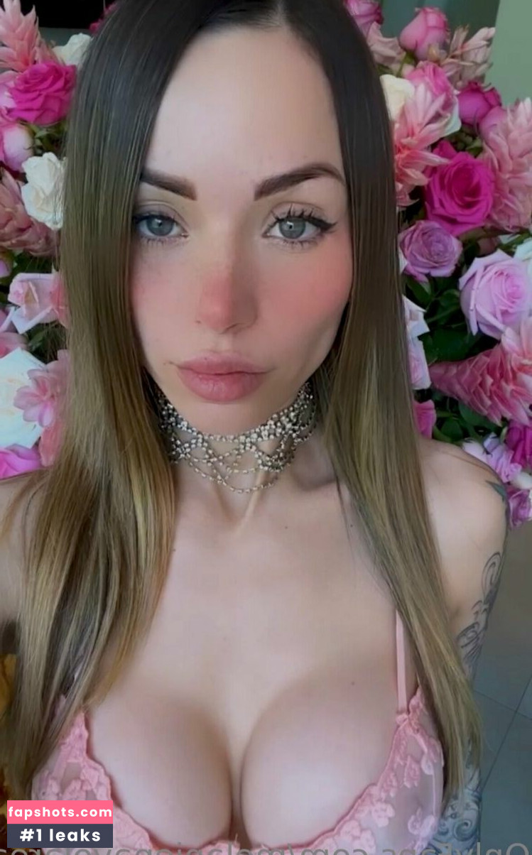 Melanie Pavola gallery photo #83