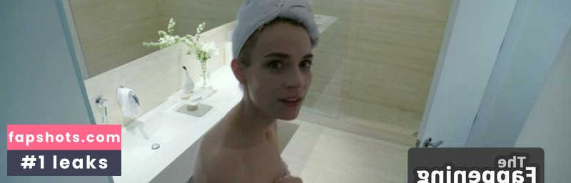 Melanie Scrofano gallery photo #3