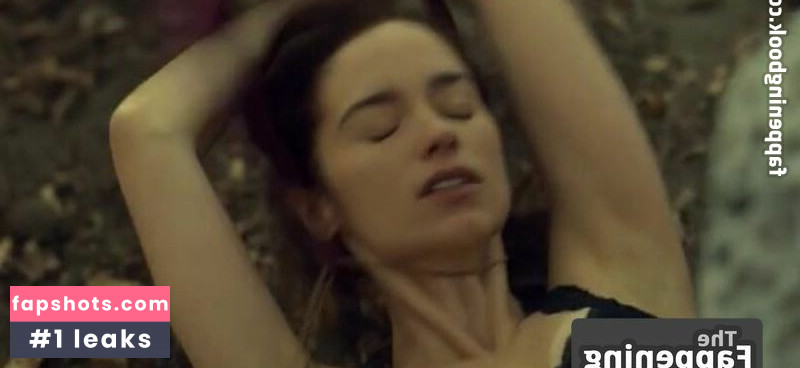 Melanie Scrofano gallery photo #25
