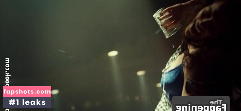 Melanie Scrofano gallery photo #26