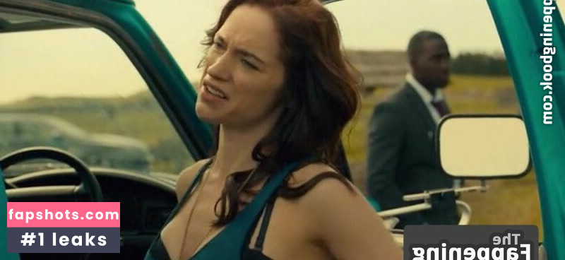 Melanie Scrofano gallery photo #27