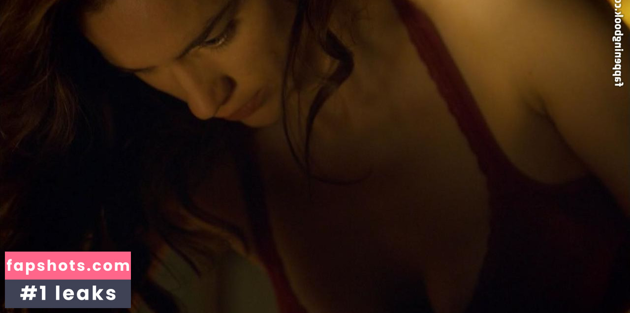 Melanie Scrofano gallery photo #34