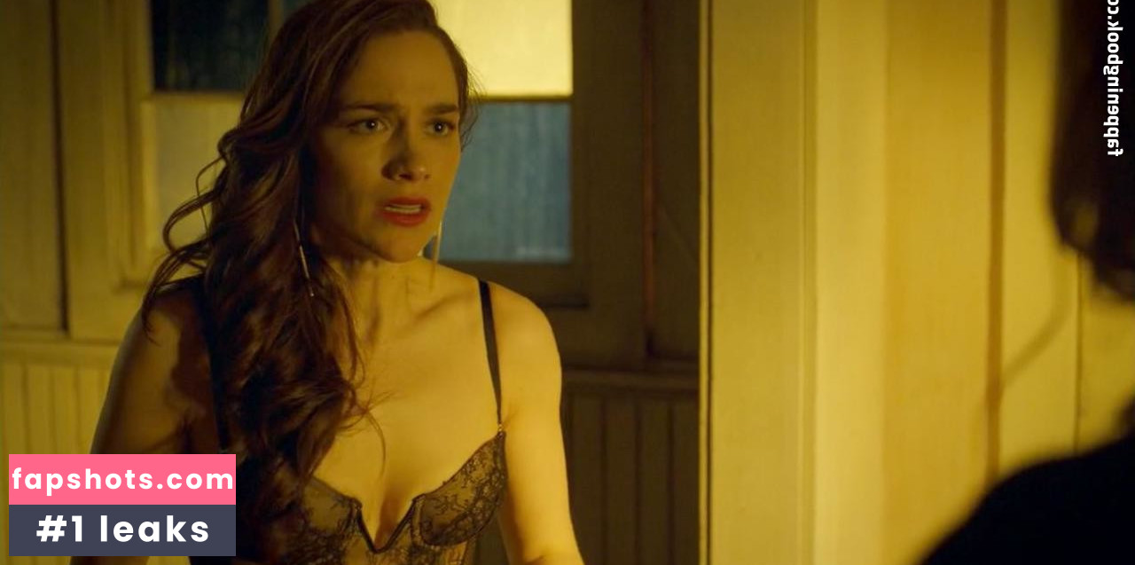 Melanie Scrofano gallery photo #37