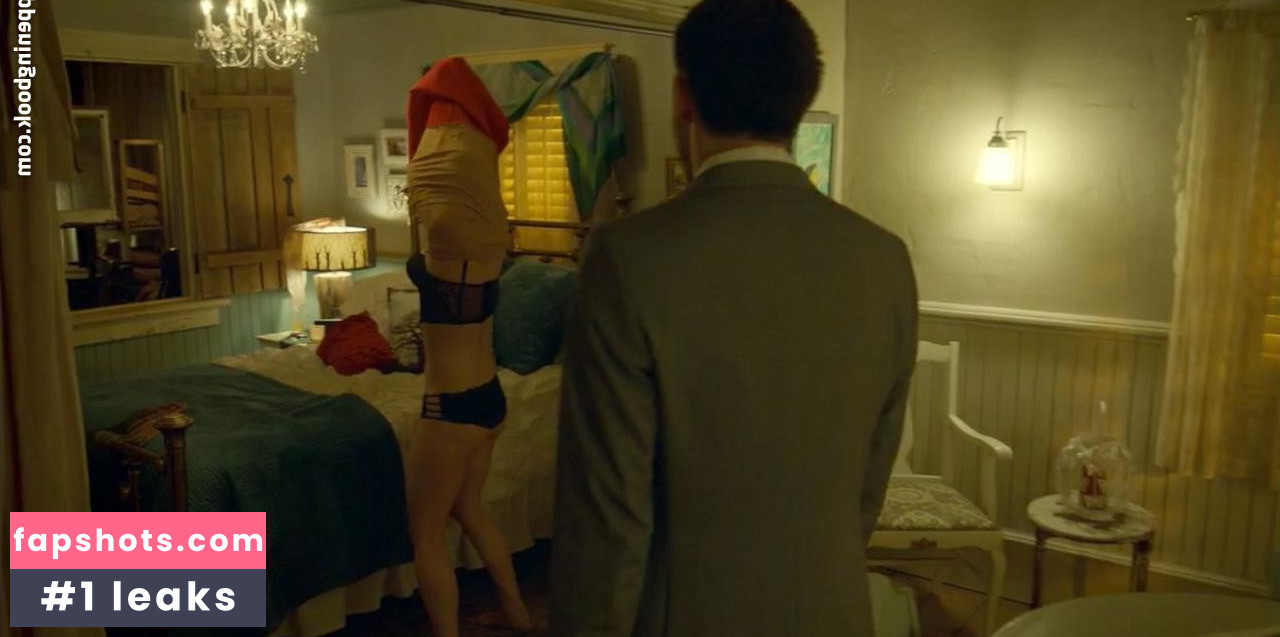 Melanie Scrofano gallery photo #41