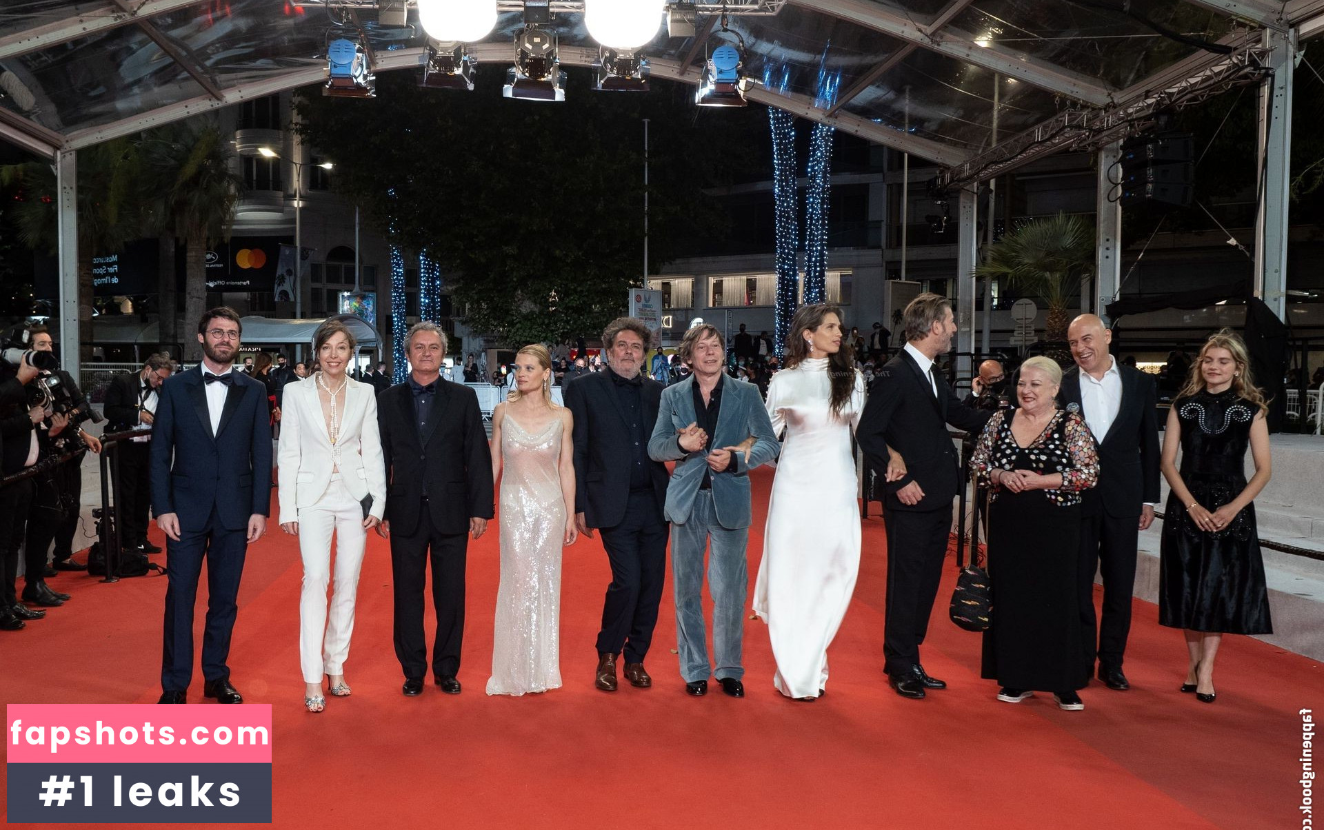 Mélanie Thierry gallery photo #19