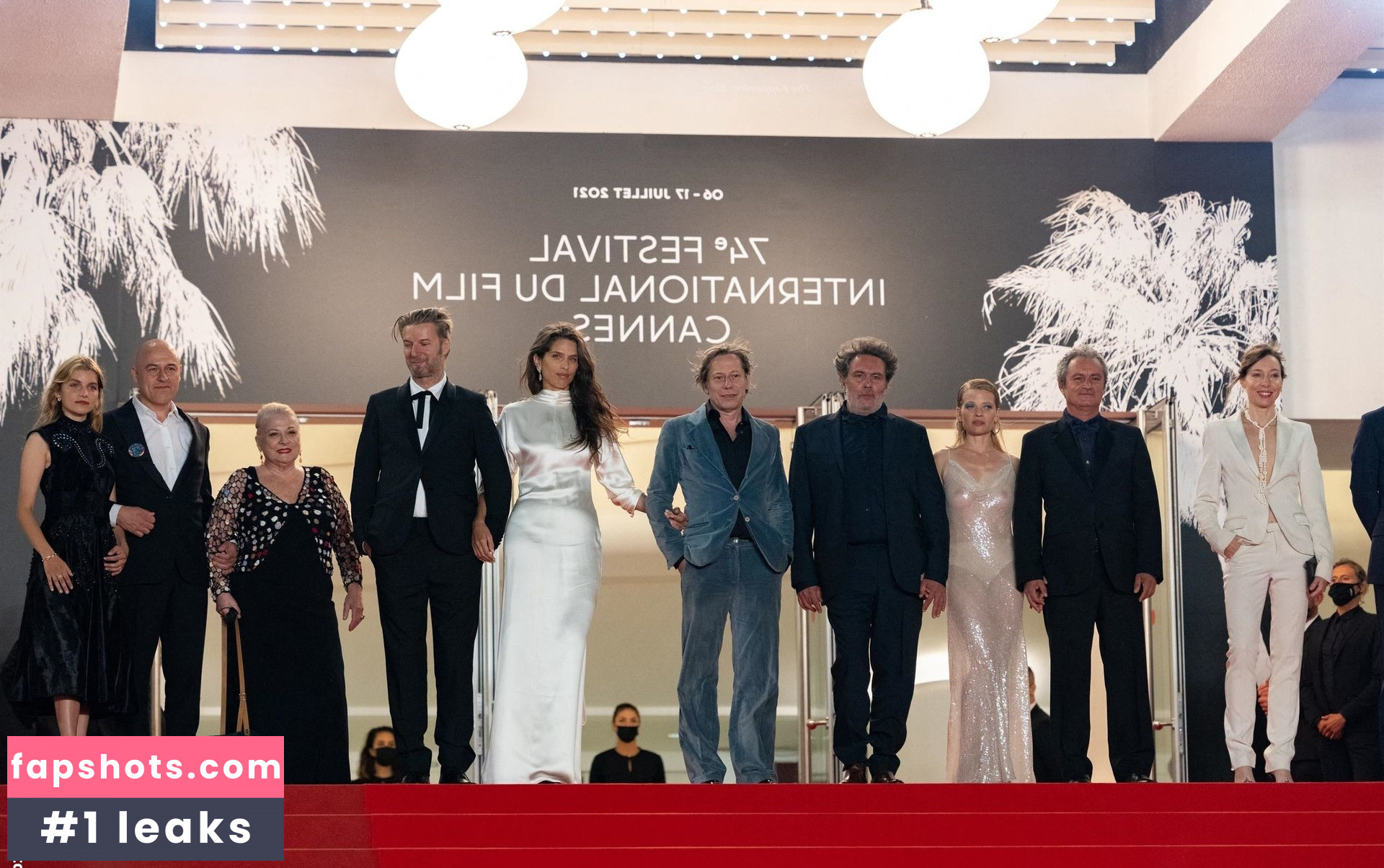 Mélanie Thierry gallery photo #21