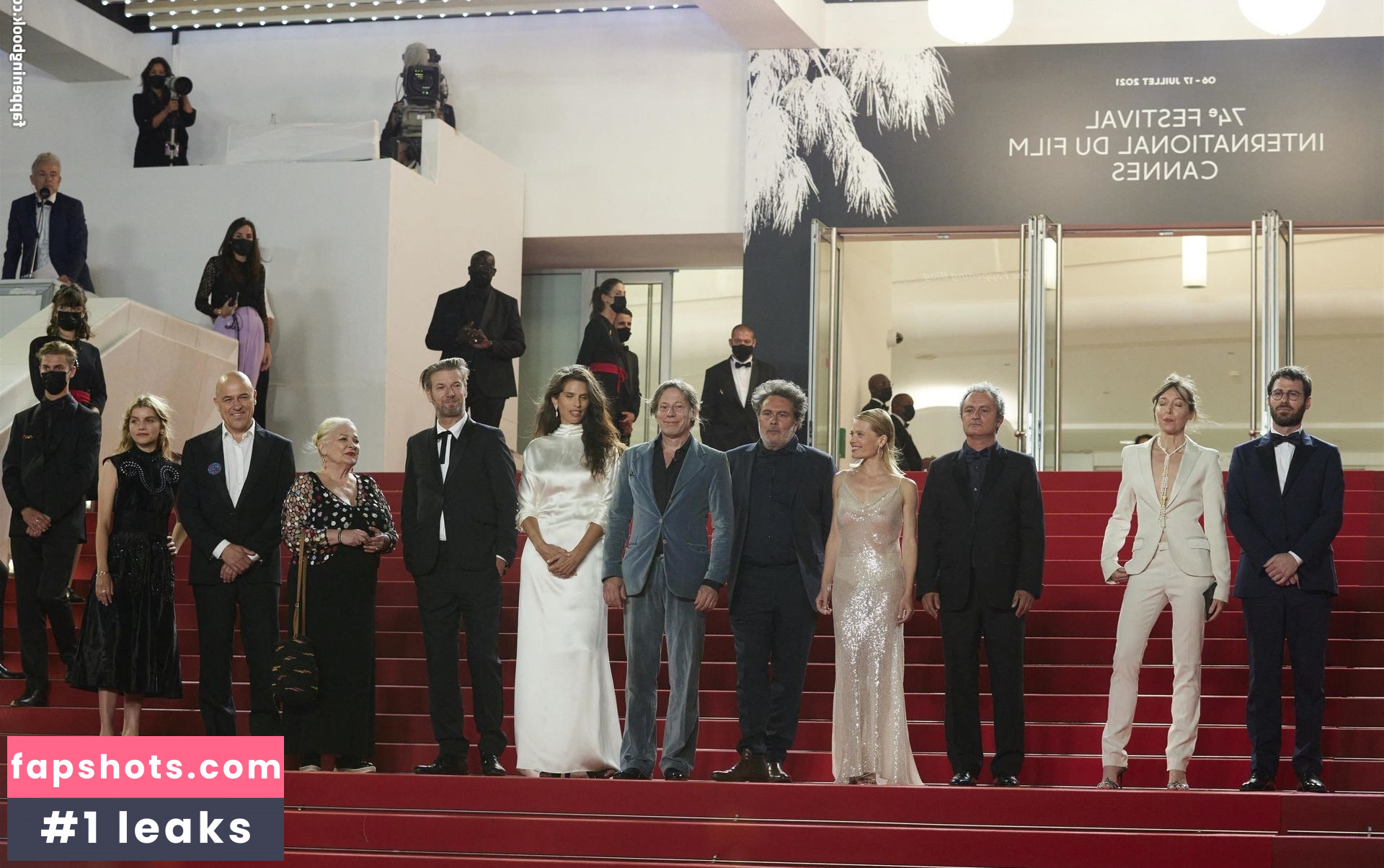 Mélanie Thierry gallery photo #36