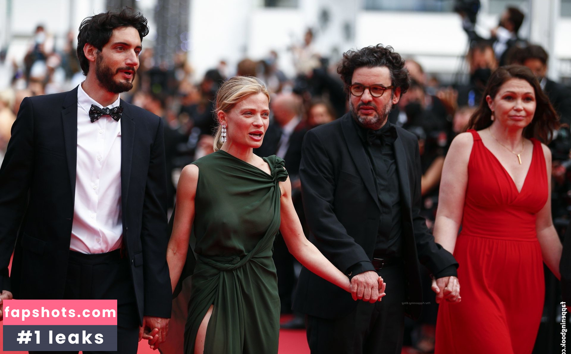 Mélanie Thierry gallery photo #50