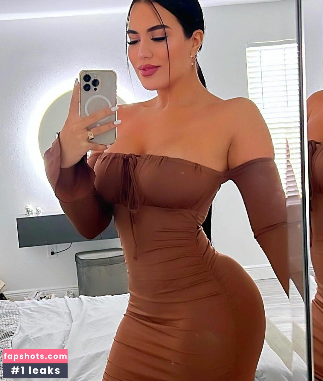 Melany Fernandez Nude Leaks OnlyFans Photos #11 - LeakJerk