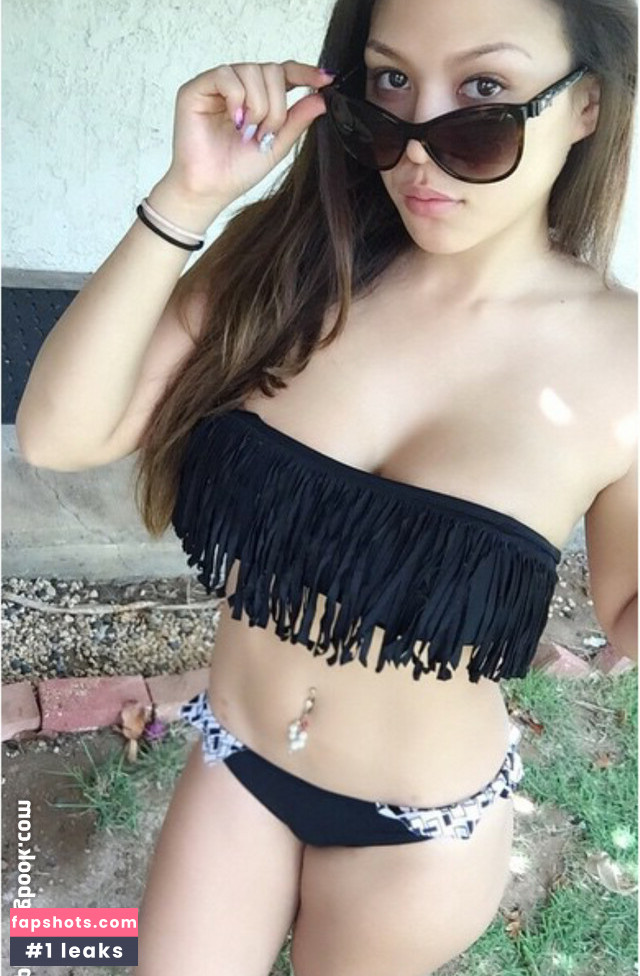 Meleana Fernandez gallery photo #34