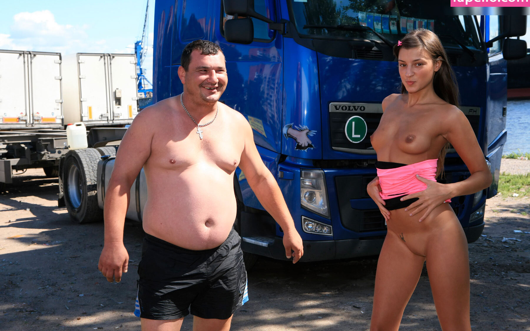 melena-maria-rya gallery photo #2014