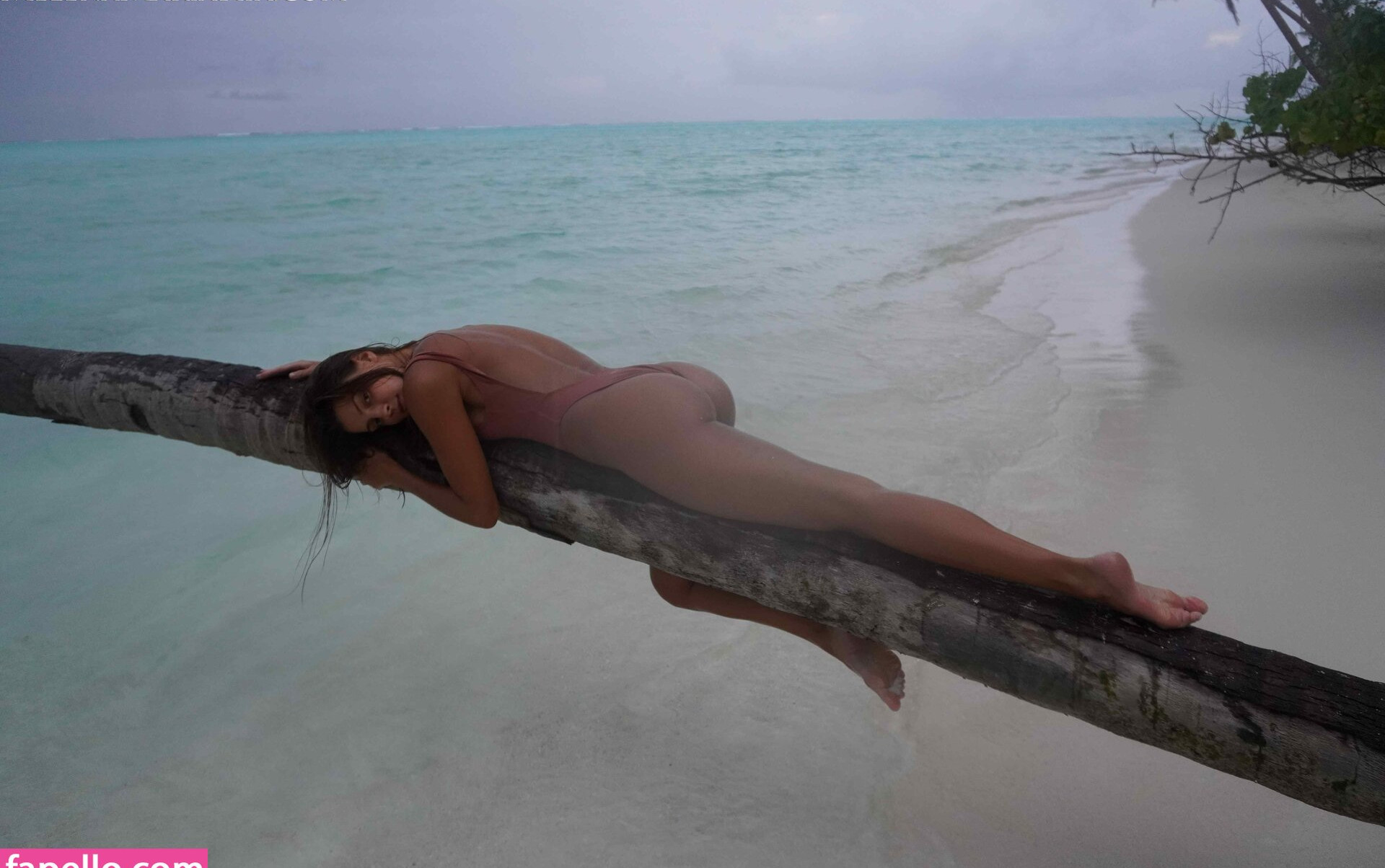 melena-maria-rya gallery photo #5248