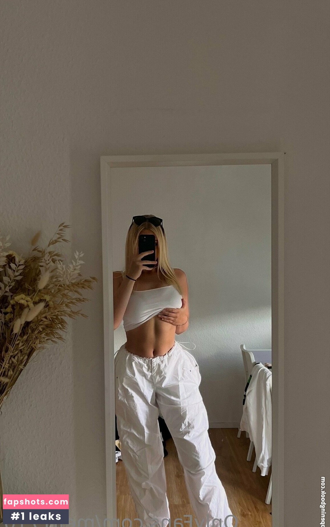 Meli_17_10 Nahé úniky fotek pouze od fanoušků #106 - Fapshots