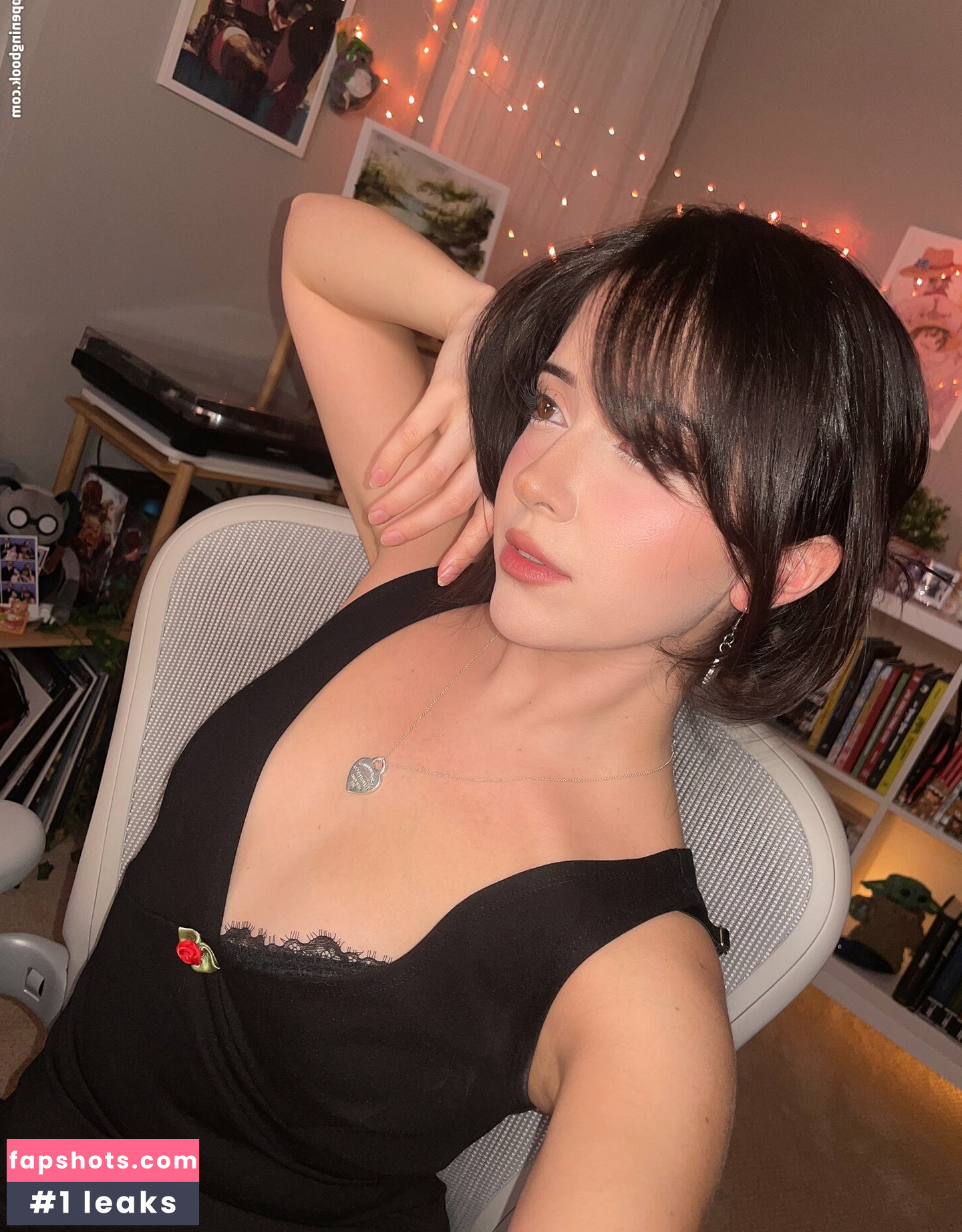 Melibela gallery photo #33